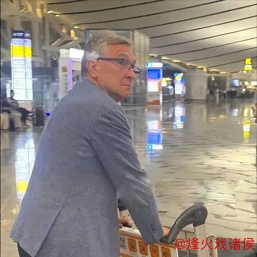 国足与伊万科维奇和平分手 主教练离京足协暖心送行