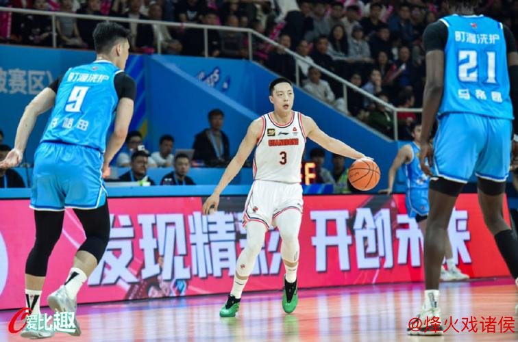 胡明轩砍下23分,广东3-1击败广厦,半决赛迎战辽宁 胡明轩砍下23分,广东3-1击败广厦,半决赛迎战辽宁