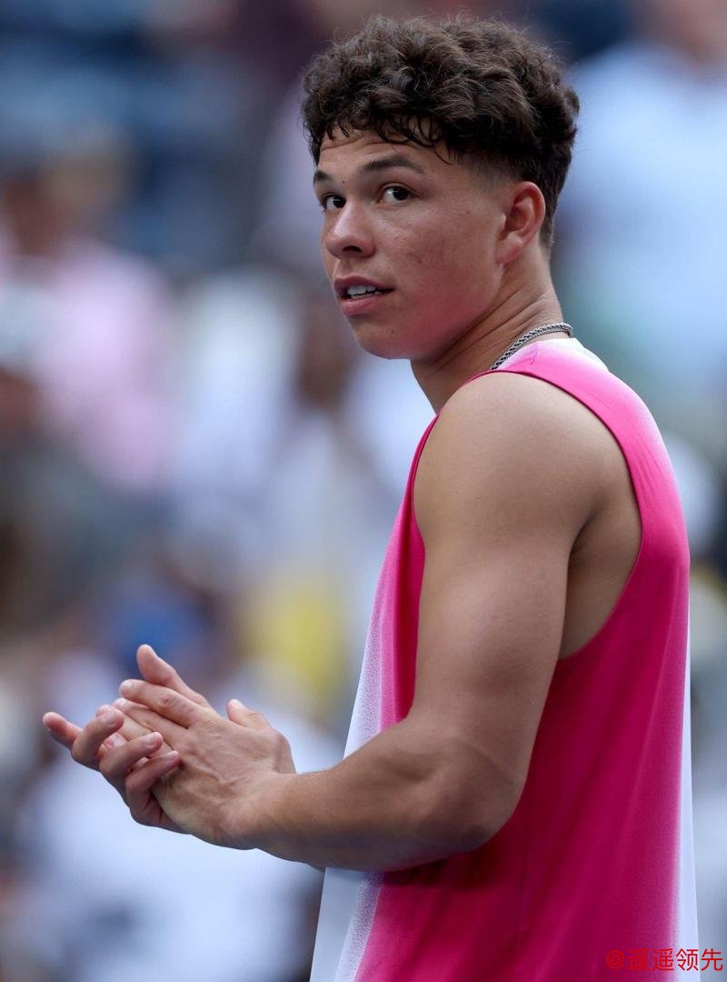 休斯顿站-谢尔顿2-0蒂亚福 夺第二冠排名创新高